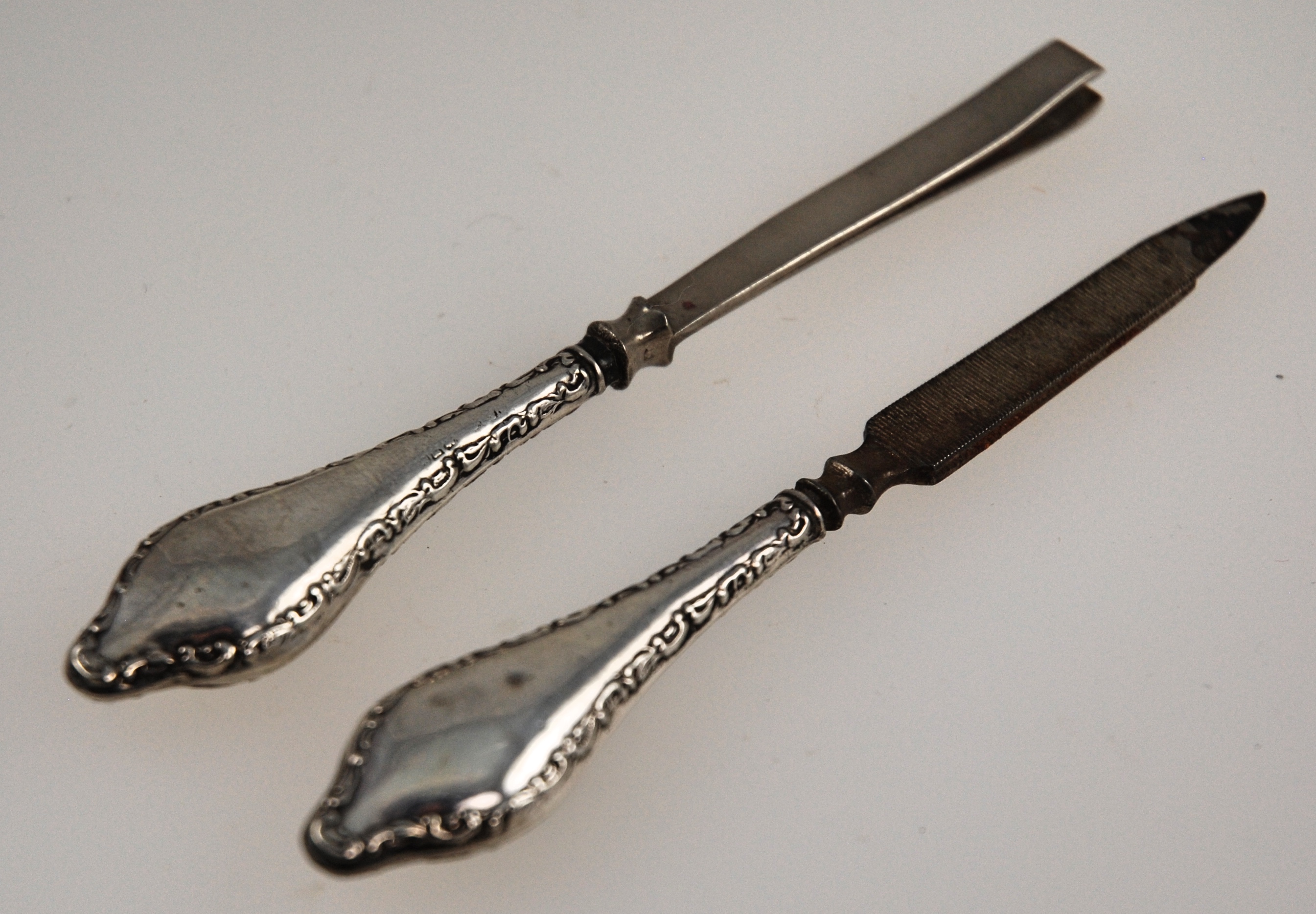 Sterling Silver Handle Nail File & Tweezer Set Sterling Silver Handle Nail File & Tweezer Set